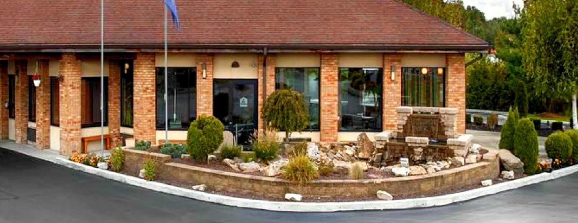 Park By Radisson Inn Grove City